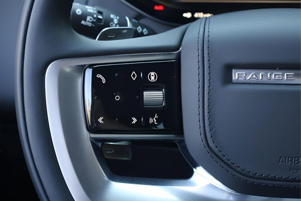 New 2026 Land Rover Range Rover Long Wheelbase SE image 20