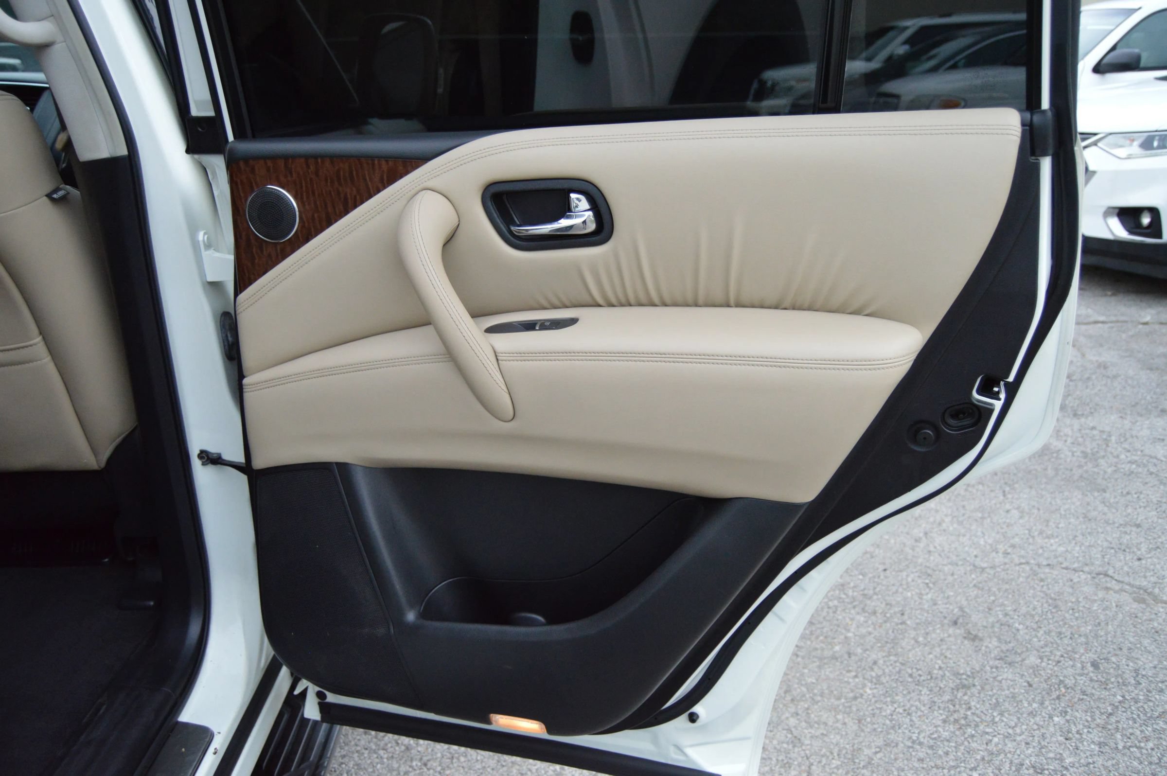 Used 2017 Nissan Armada Platinum w/ Captain Seat Package RWD image 28