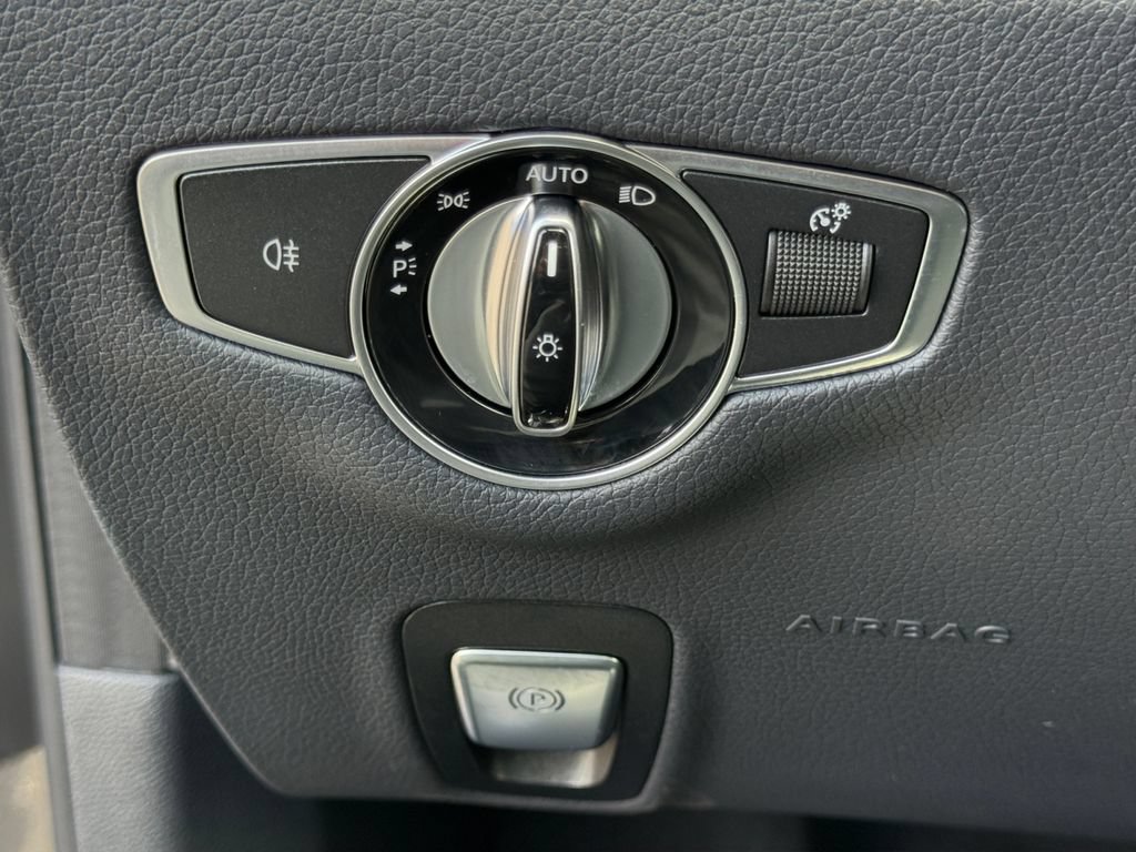 Used 2023 Mercedes-Benz E 350 4MATIC Sedan image 22