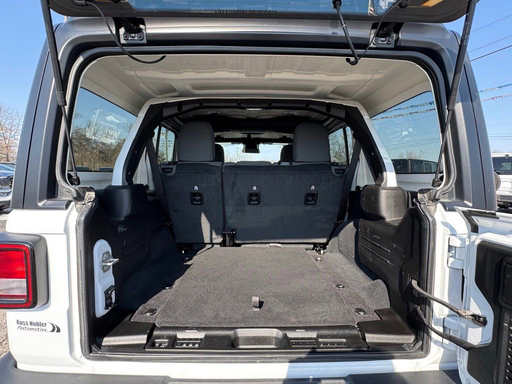 Used 2024 Jeep Wrangler Sport S image 5