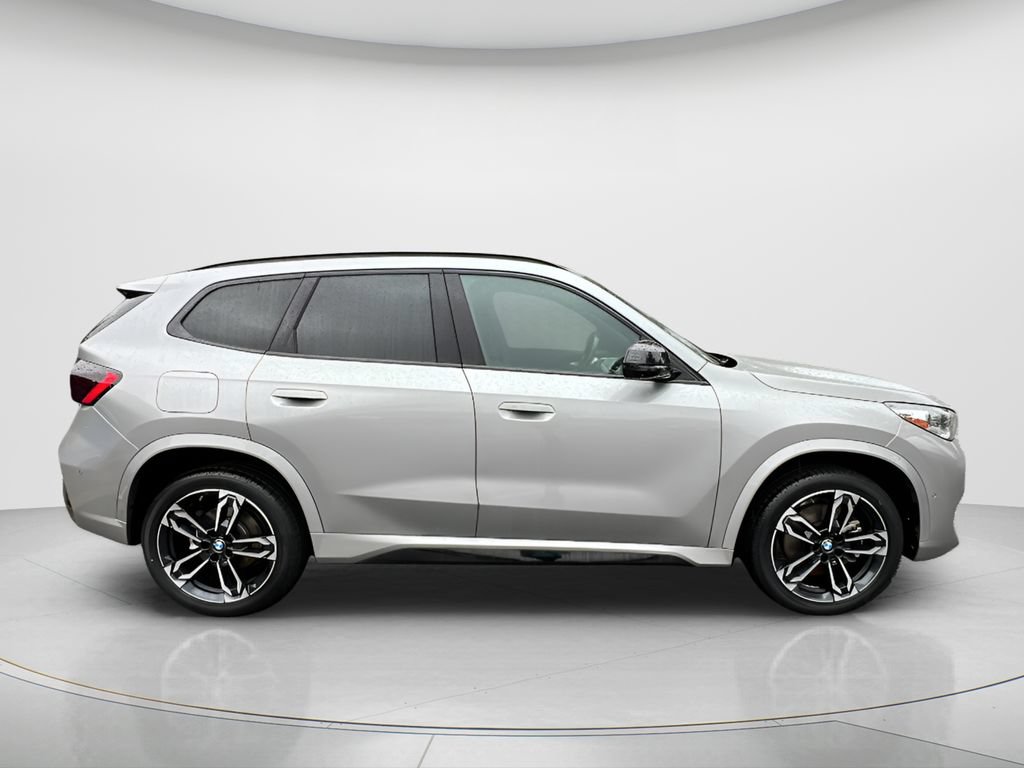 Used 2023 BMW X1 xDrive28i w/ Premium Package AWD/4WD image 3