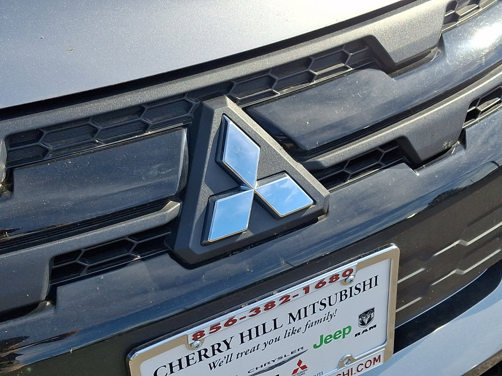 Used 2024 Mitsubishi Outlander Sport LE AWD/4WD image 4