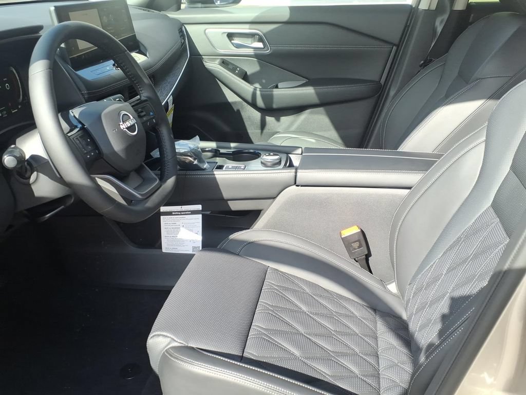 New 2026 Nissan Rogue Platinum AWD/4WD image 7