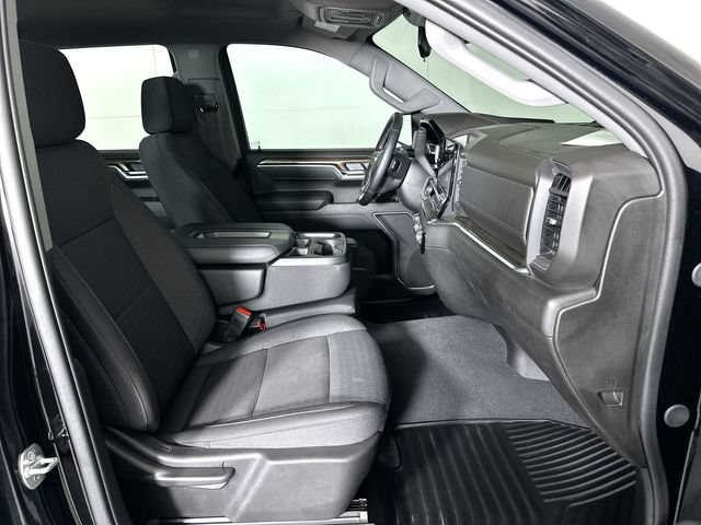 Used 2025 Chevrolet Silverado 1500 LT AWD/4WD image 29