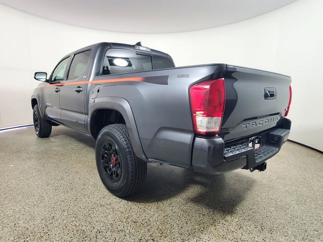 Used 2022 Toyota Tacoma SR5 w/ Technology Package image 6