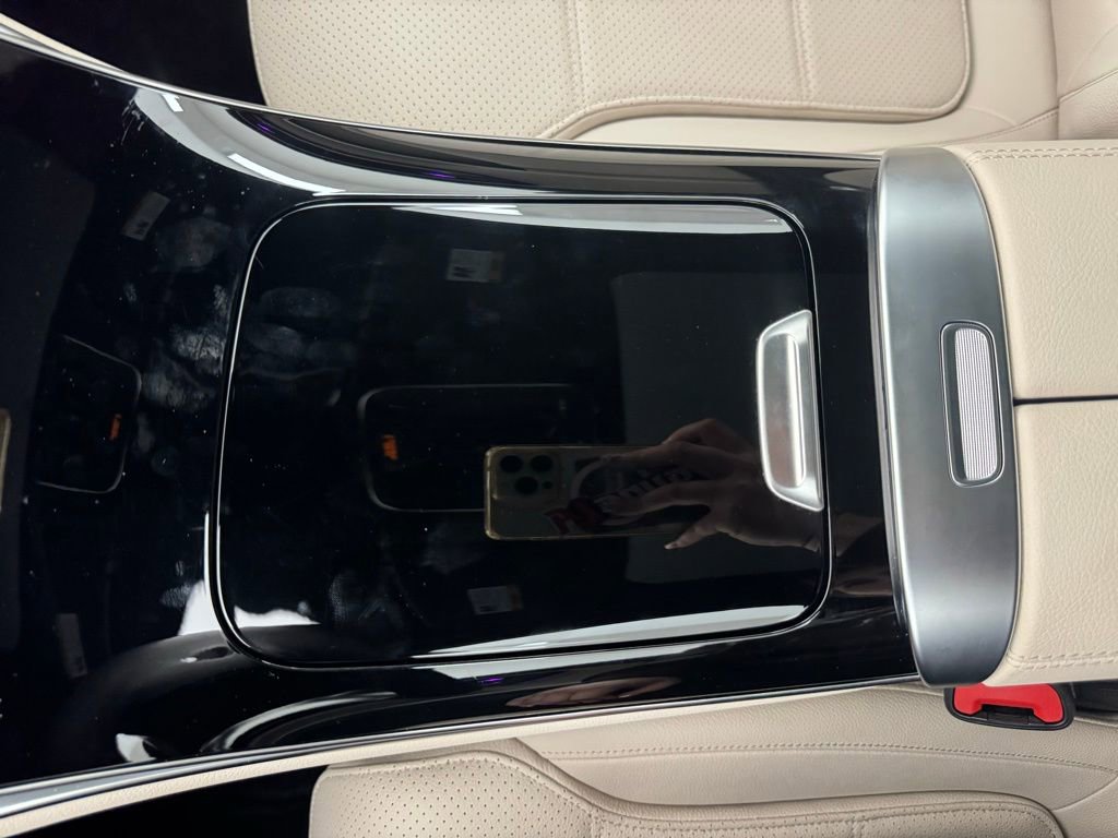 Used 2025 Mercedes-Benz GLC 300 4MATIC image 35