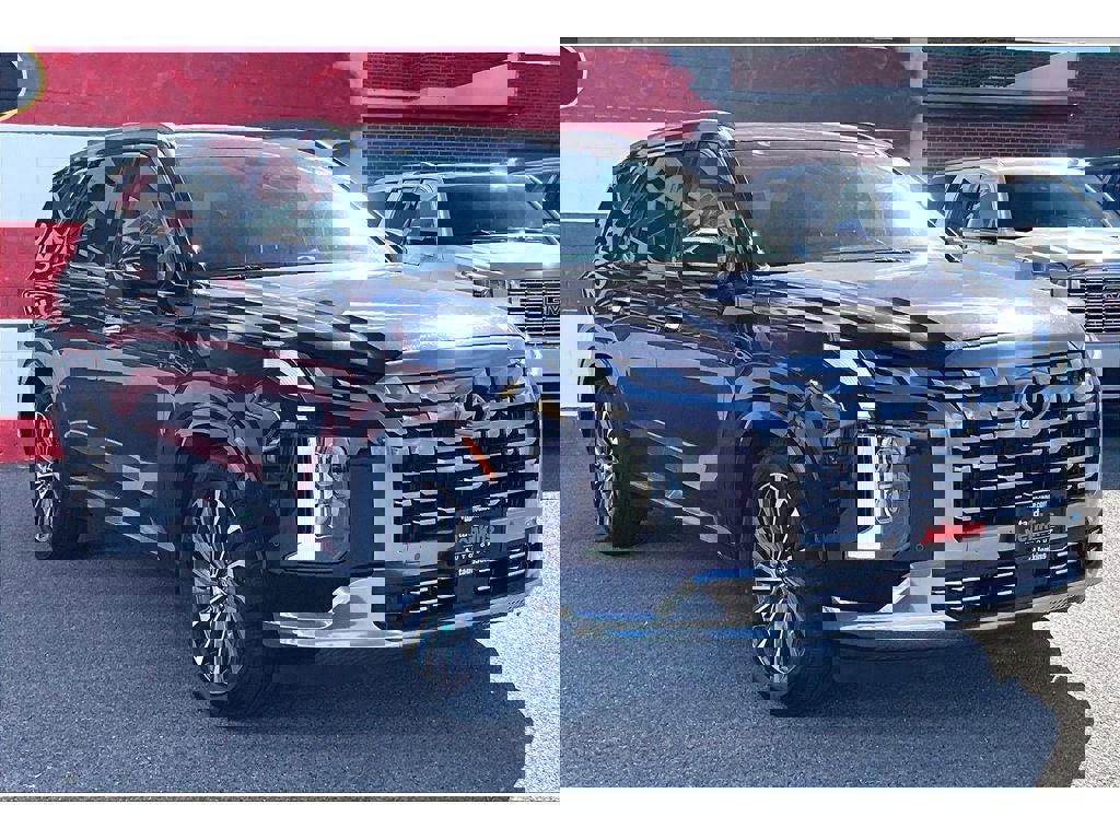 Used 2024 Hyundai Palisade Calligraphy image 12