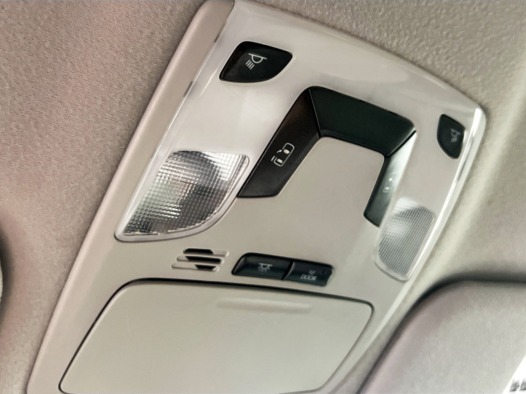 Used 2013 Toyota Sienna LE w/ Towing Pkg image 19