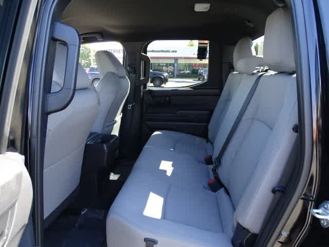 Certified 2025 Toyota Tacoma SR5 AWD/4WD image 21