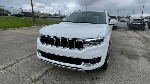 Used 2022 Jeep Wagoneer Series II w/ Convenience Group I AWD/4WD image 5