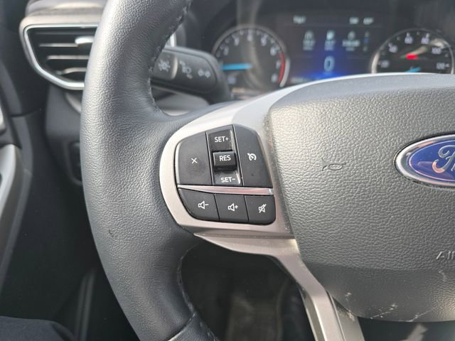 Used 2023 Ford Explorer XLT w/ Equipment Group 202A image 19