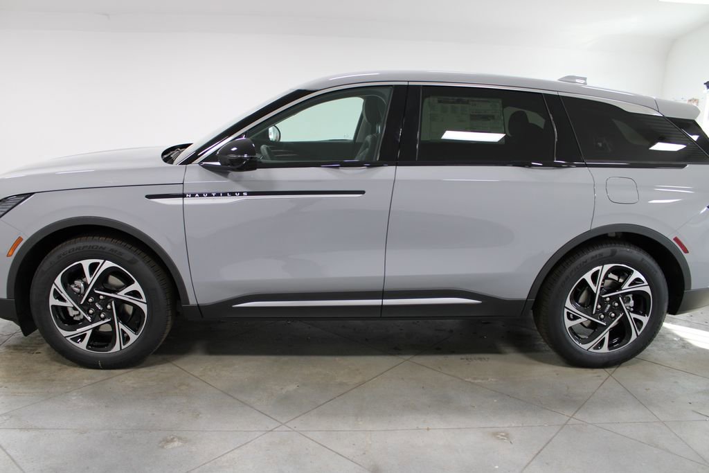 New 2026 Lincoln Nautilus Premier image 5