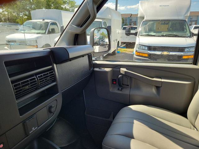 New 2025 Chevrolet Express 3500 w/ Power Convenience Package RWD image 22