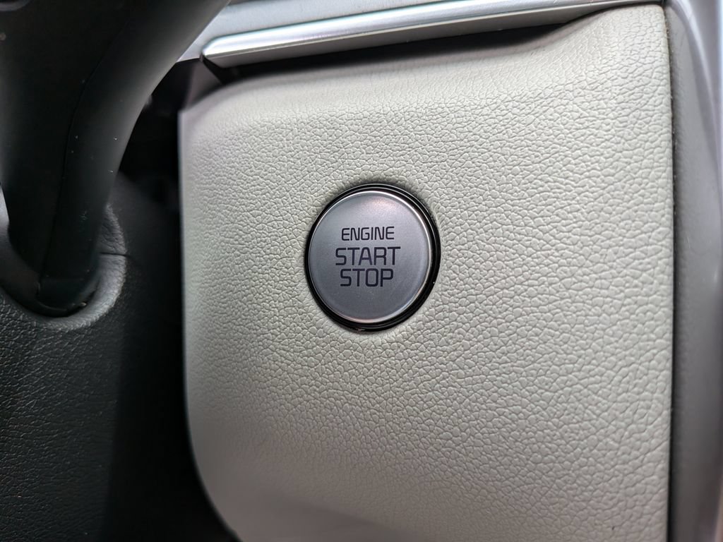 Certified 2023 Kia Sorento S FWD image 28