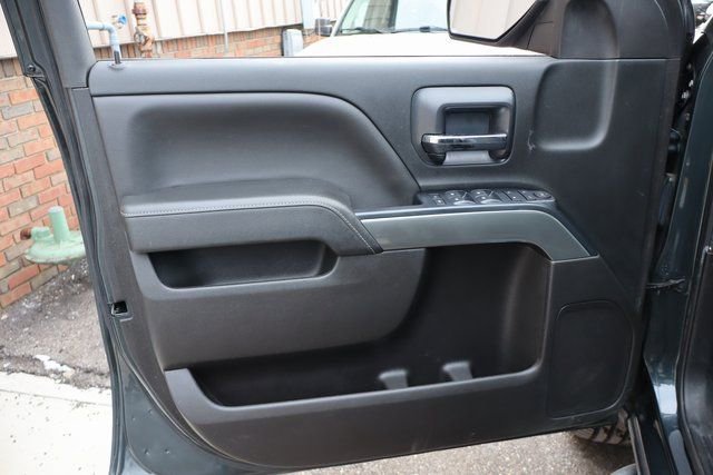 Used 2018 Chevrolet Silverado 1500 LT w/ All Star Edition image 8