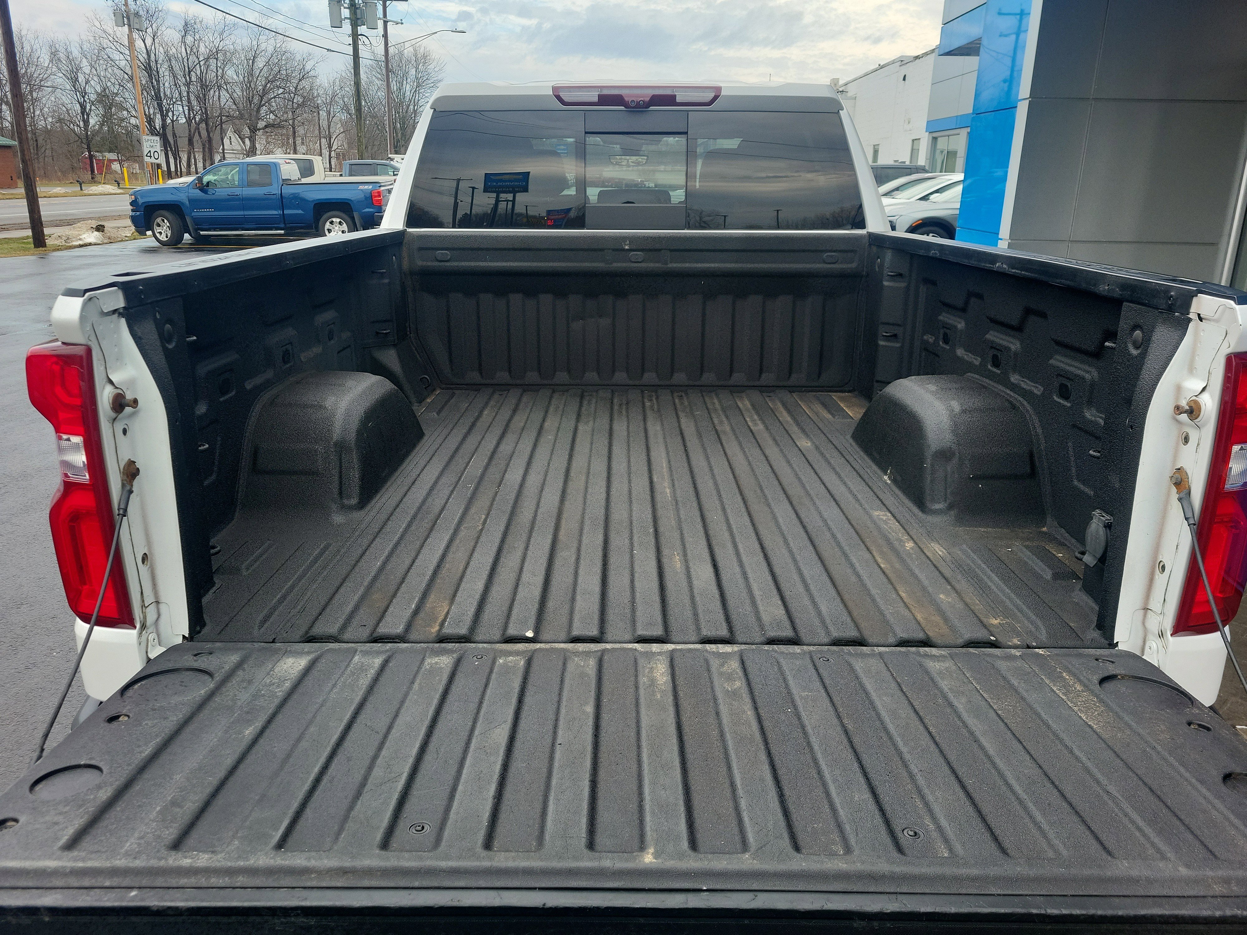 Certified 2021 Chevrolet Silverado 1500 LTZ w/ Technology Package image 22