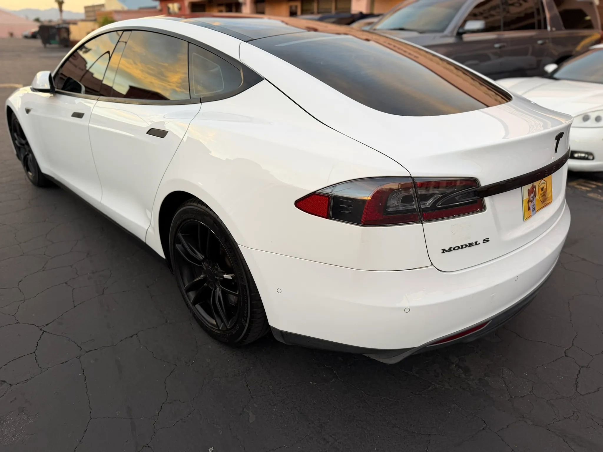 Used 2016 Tesla Model S 70D image 8
