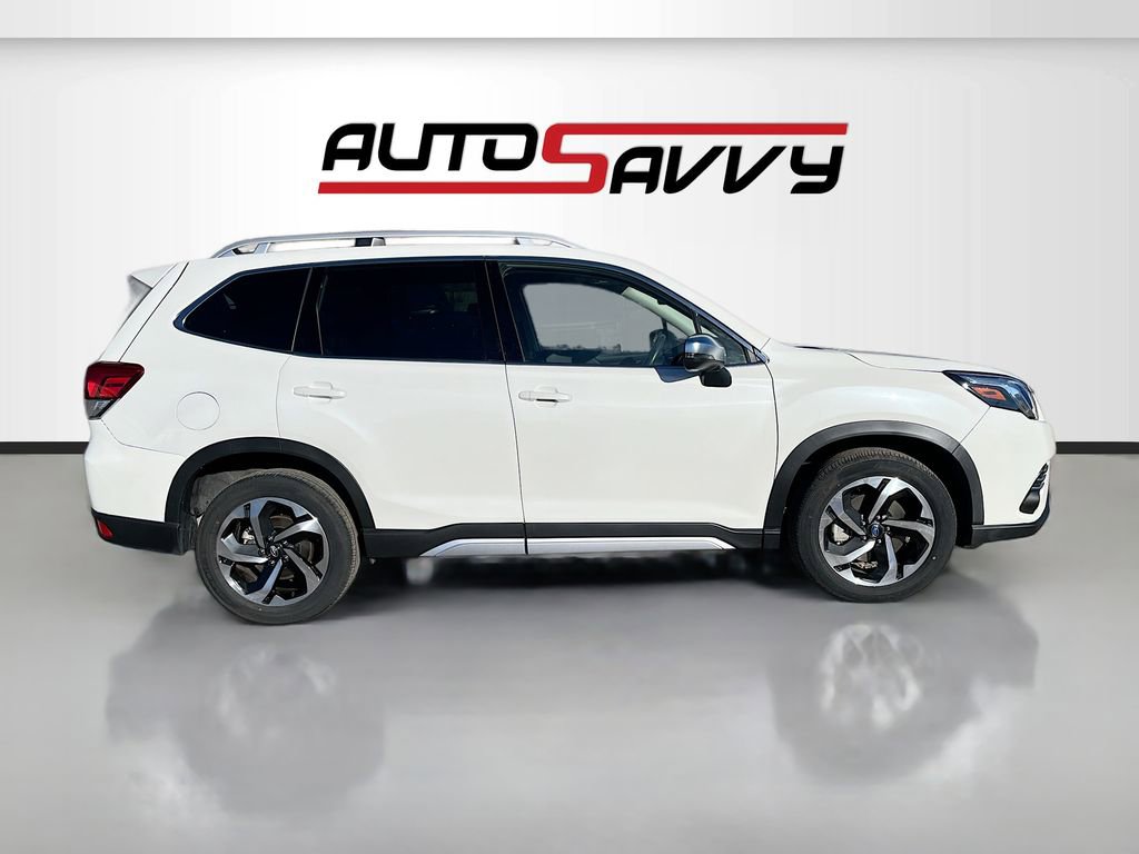 Used 2023 Subaru Forester Touring image 8