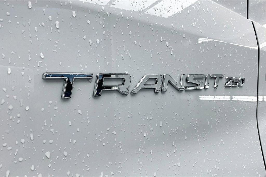 New 2025 Ford Transit 250 148 Medium Roof image 9