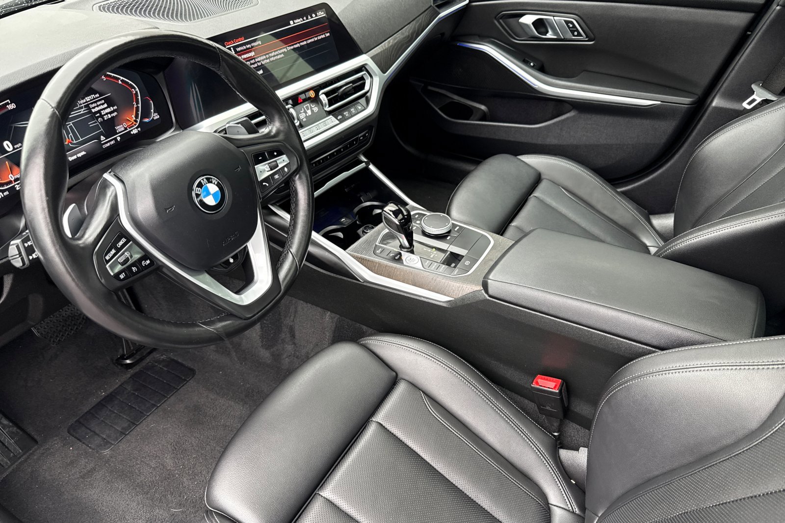 Used 2022 BMW 330i 330i w/ Driving Assistance Package image 10