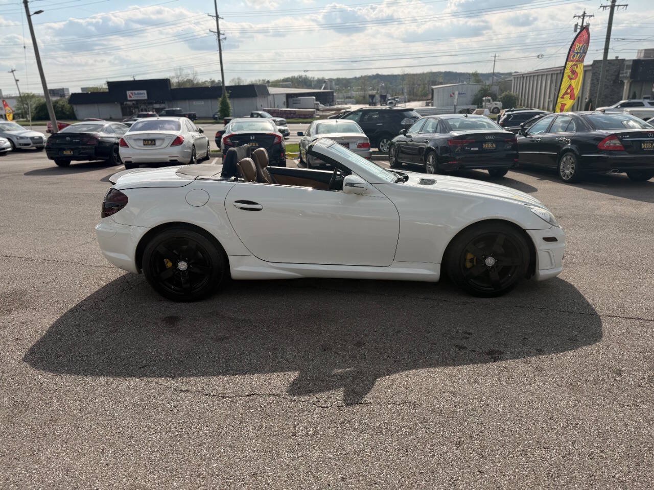 Used 2011 Mercedes-Benz SLK 300 image 5