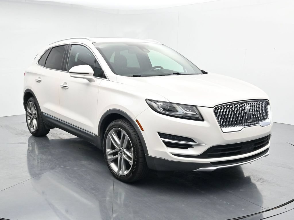 Used 2019 Lincoln MKC Reserve w/ MKC Climate Package AWD/4WD image 2