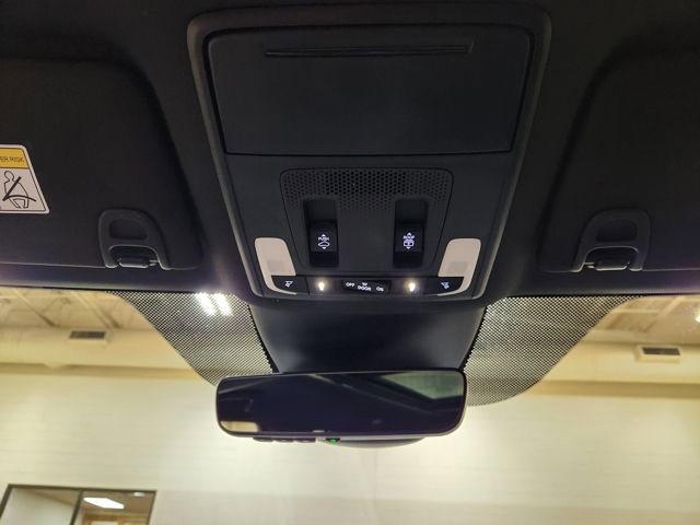 Certified 2023 Honda Pilot TrailSport image 17