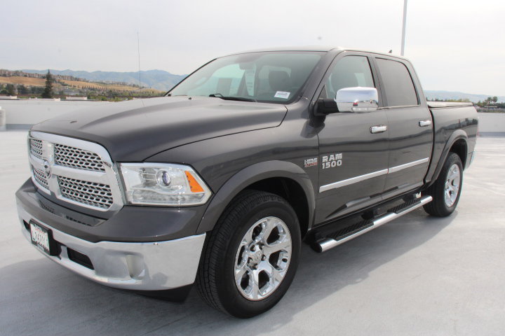 Used 2018 RAM 1500 Laramie image 7
