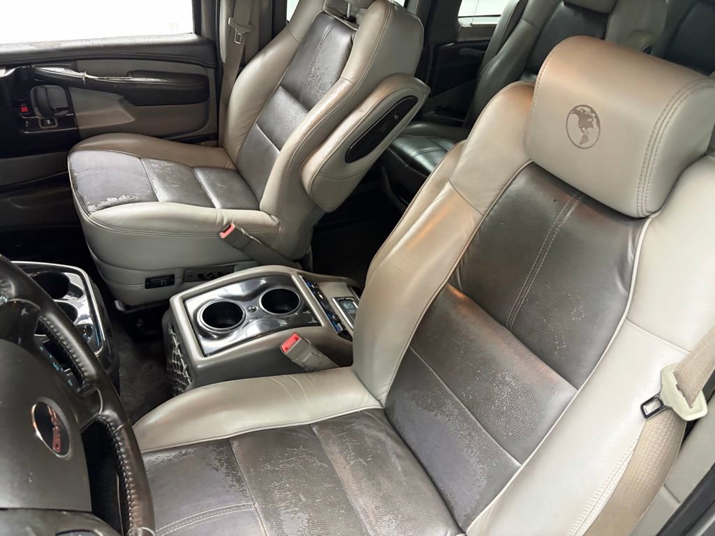 Used 2015 GMC Savana 2500 Extended RWD image 16