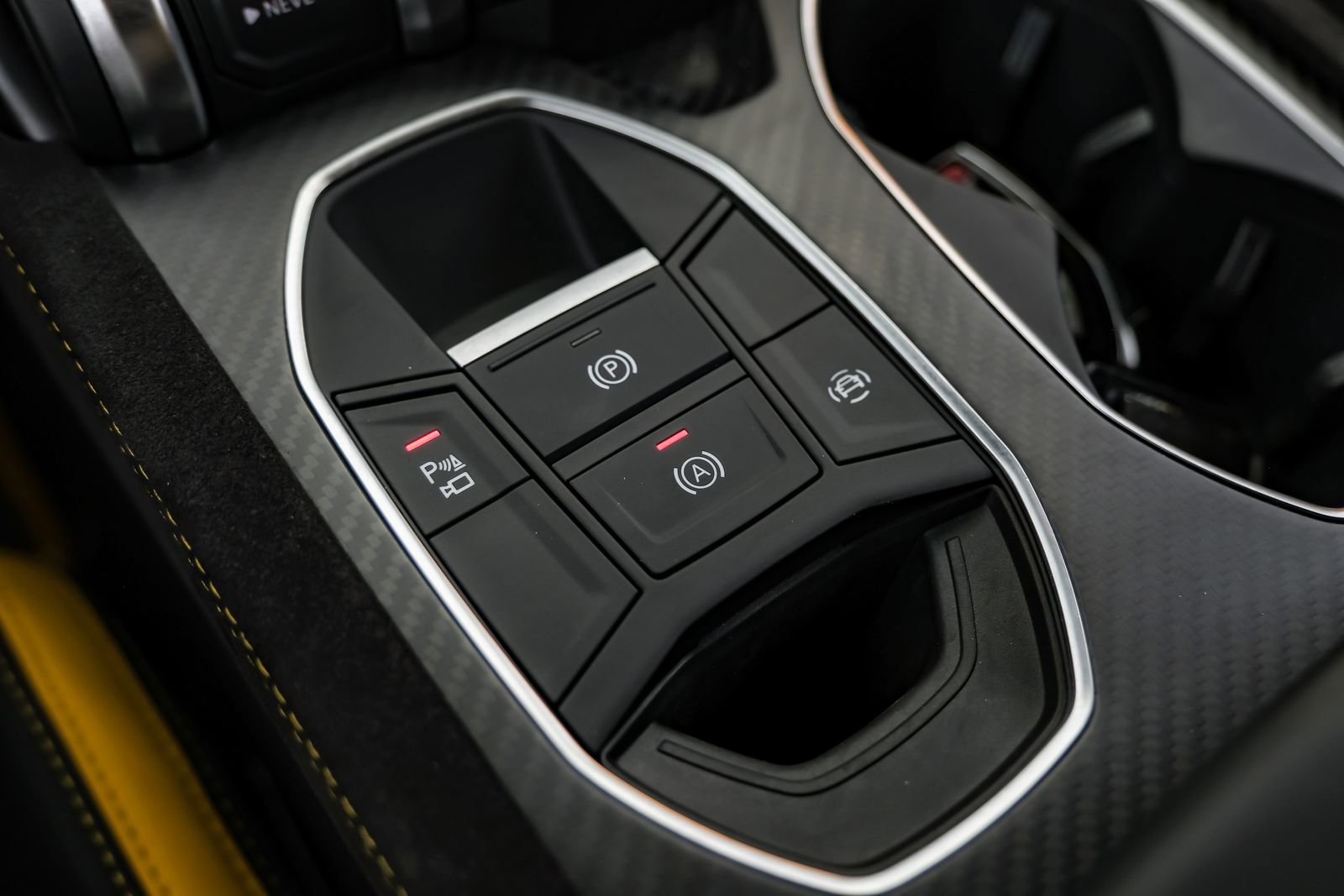 Used 2024 Lamborghini Urus S AWD/4WD image 25