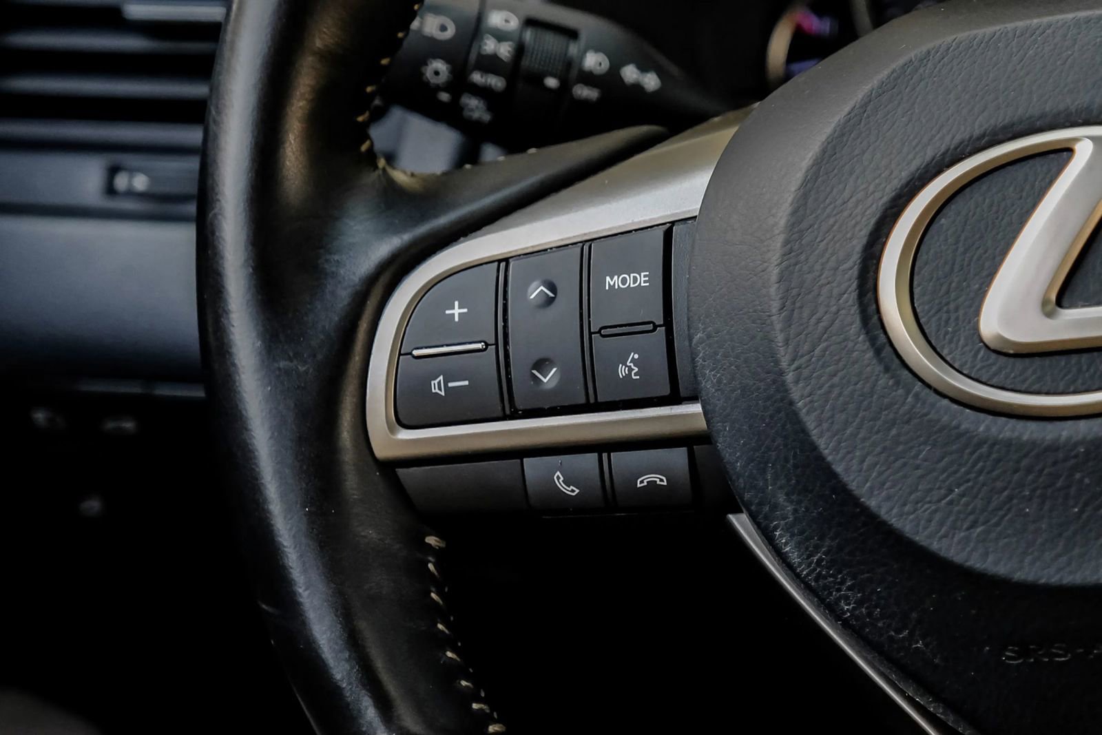 Used 2019 Lexus RX 350L FWD image 17