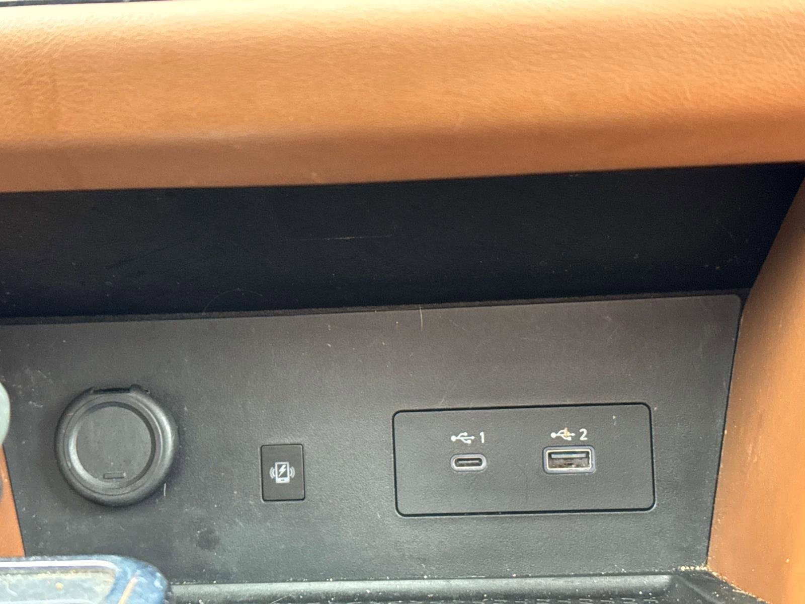 Used 2023 Nissan Pathfinder Platinum image 13