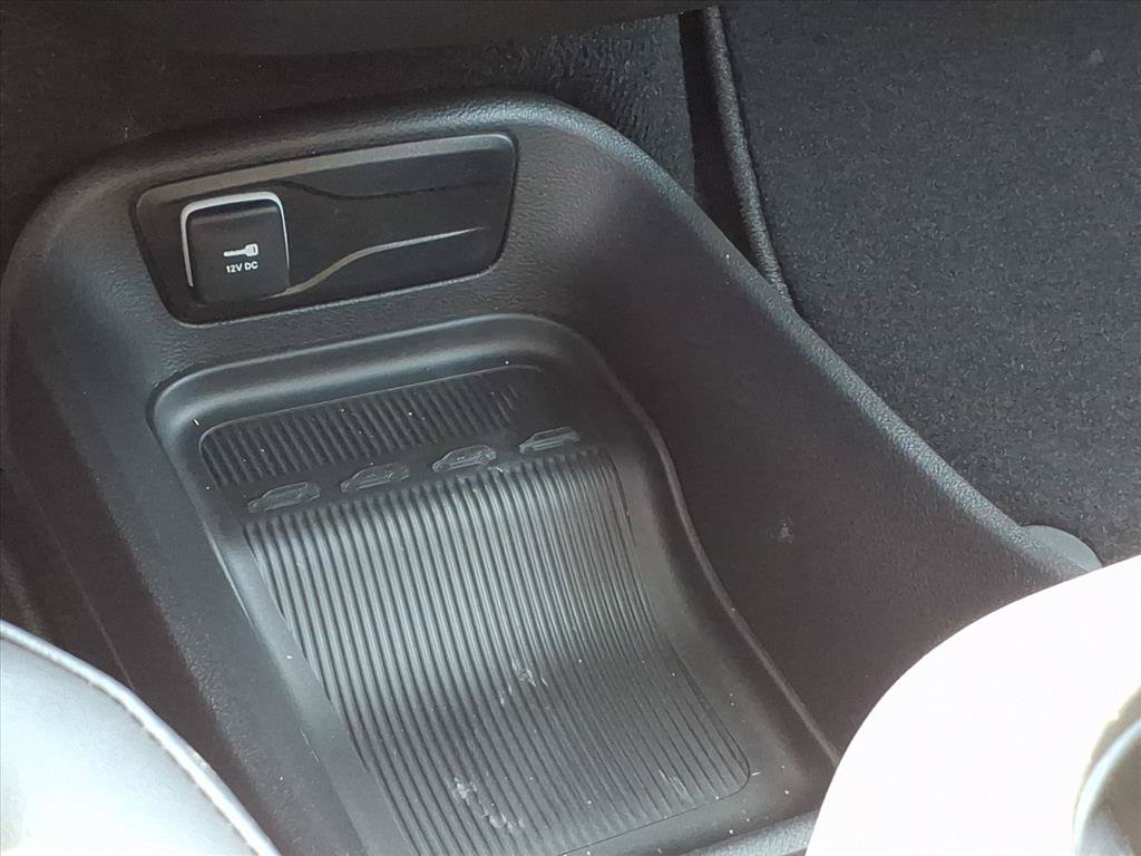 New 2027 Chrysler Pacifica Select FWD image 33