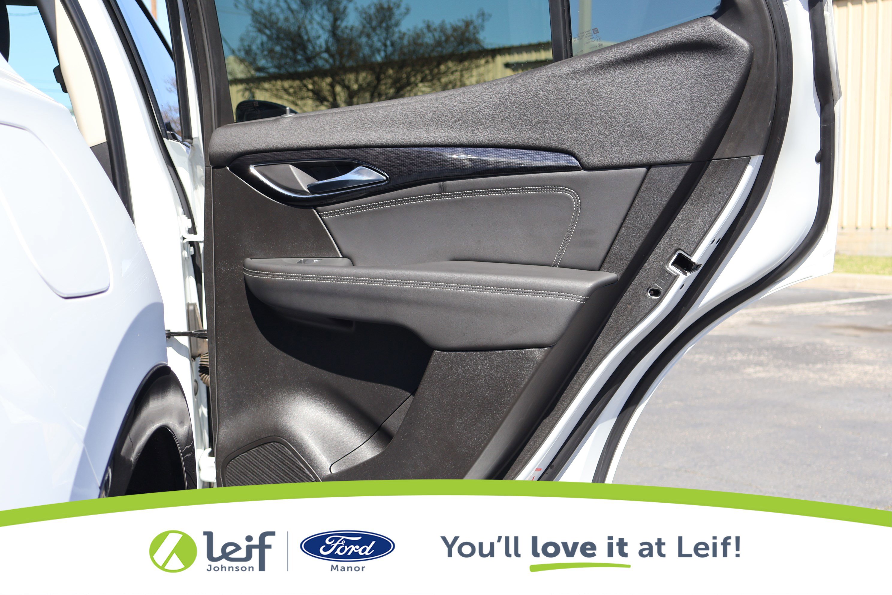 Used 2023 Buick Envision Preferred image 31