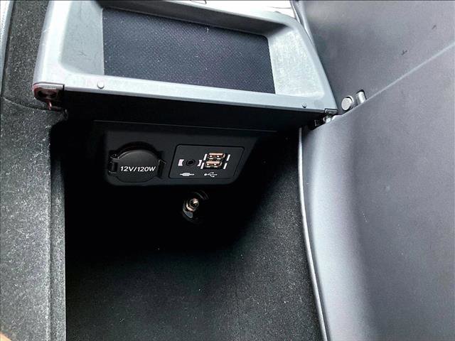 Used 2021 Lexus LS 500 w/ Accessory Package (Z2) image 26