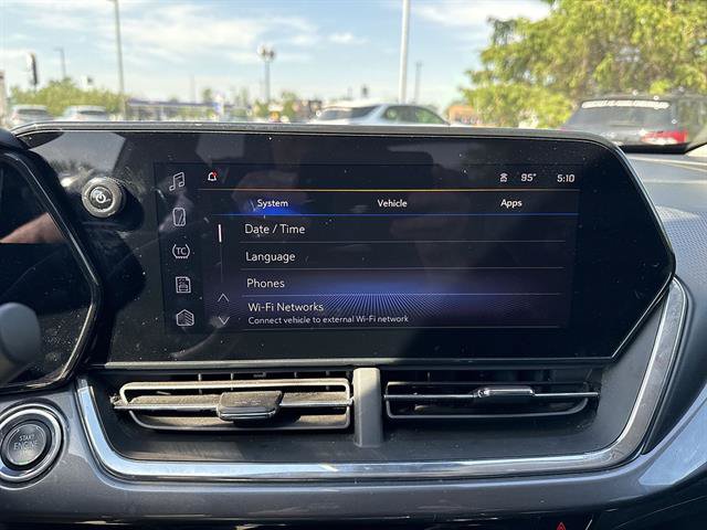 Used 2024 Chevrolet Trax ACTIV w/ Driver Confidence Package FWD image 48