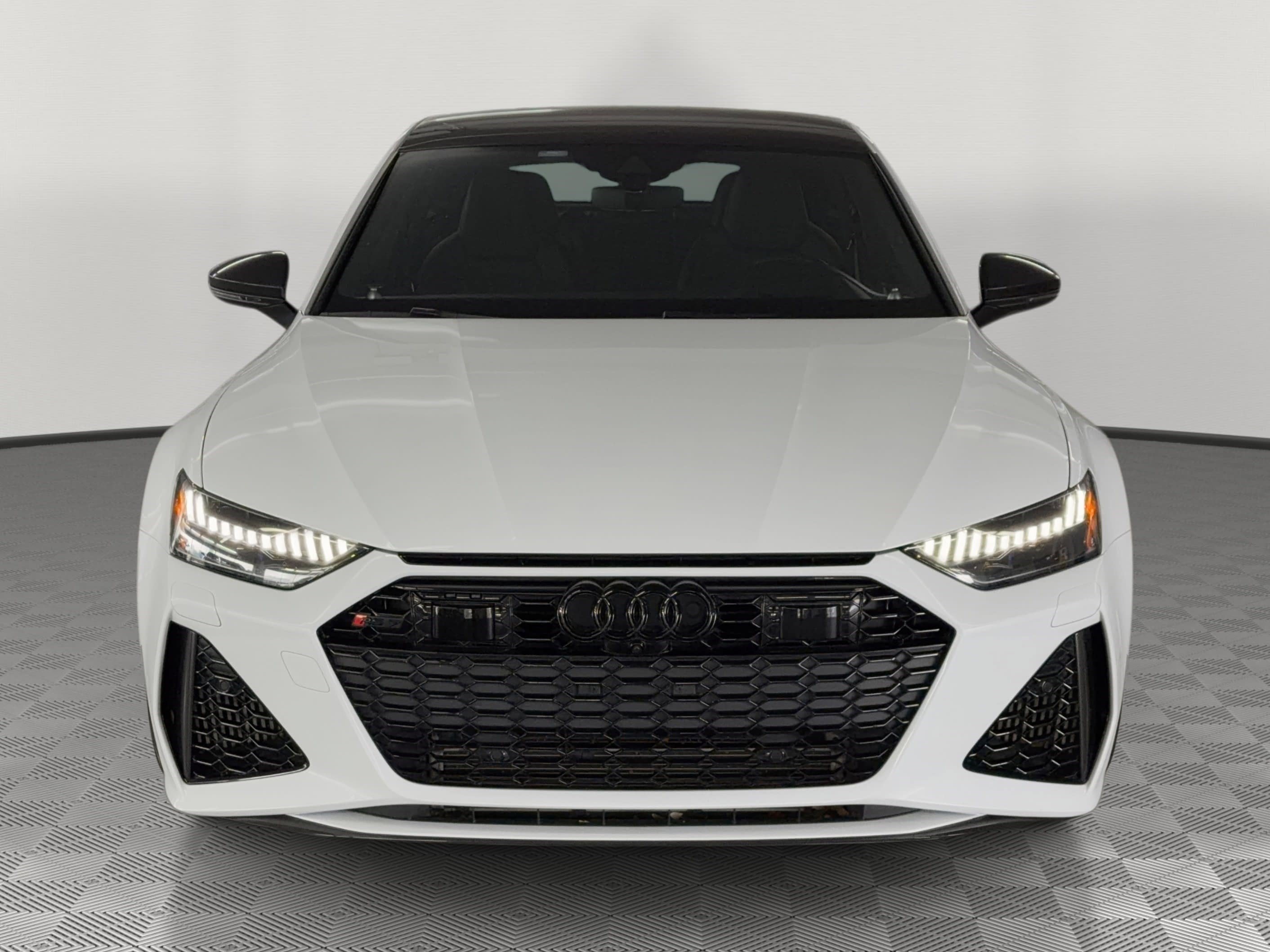 Used 2021 Audi RS 7 Sportback w/ Carbon Optic Package image 6