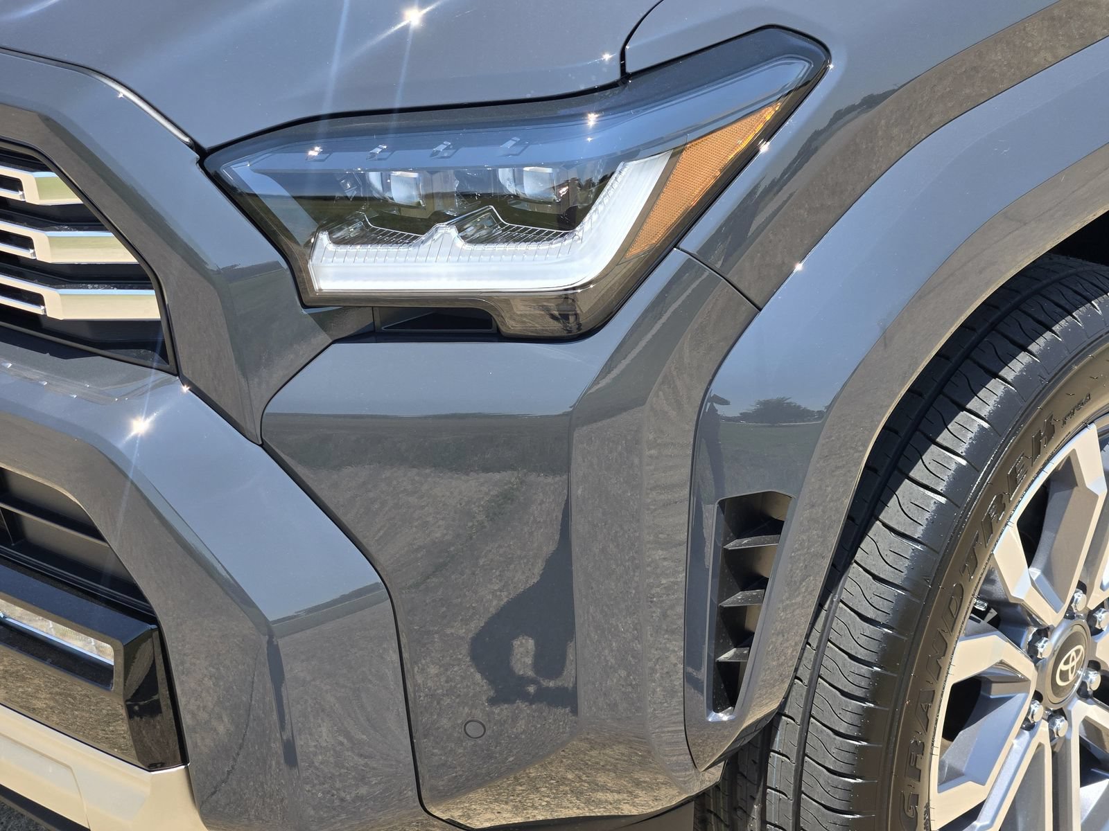 New 2026 Toyota 4Runner Limited AWD/4WD image 9