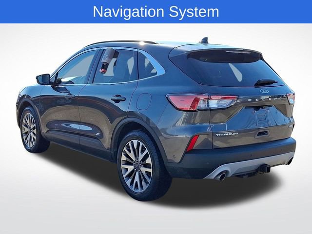 Used 2020 Ford Escape Titanium image 4