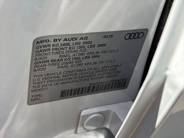 Certified 2025 Audi Q5 Premium w/ Premium Plus AWD/4WD image 40