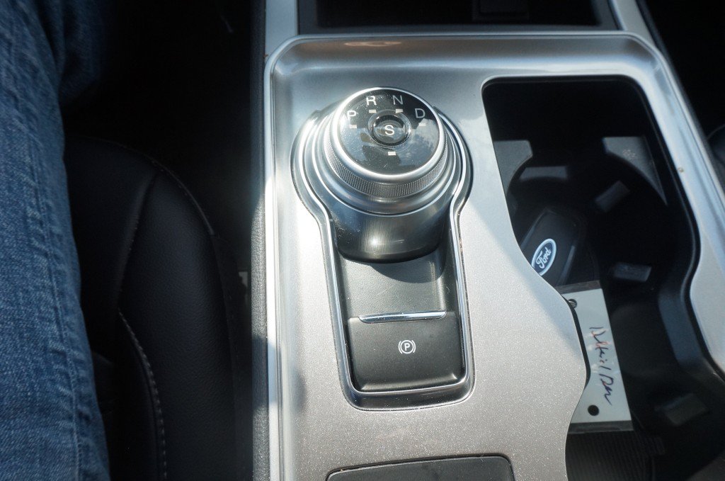 Used 2024 Ford Edge SEL w/ Convenience Package AWD/4WD image 13