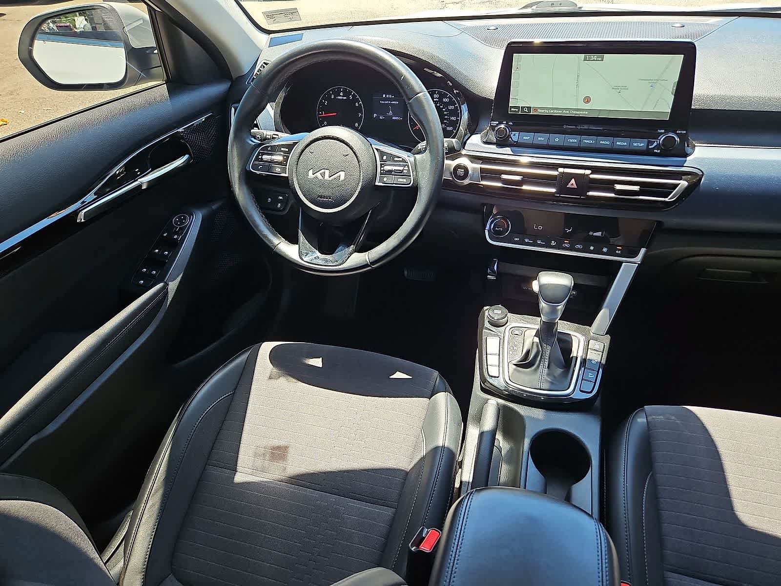 Used 2023 Kia Seltos S w/ Navigation Package AWD/4WD image 10