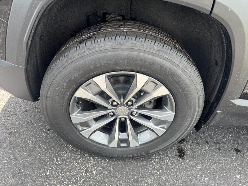 New 2027 Chevrolet Equinox LT FWD image 5