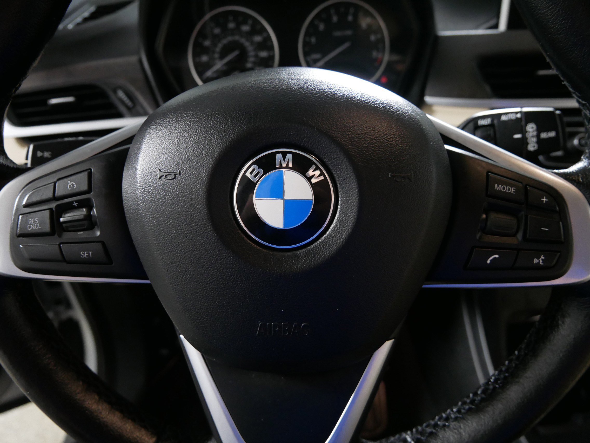 Used 2017 BMW X1 xDrive28i image 25