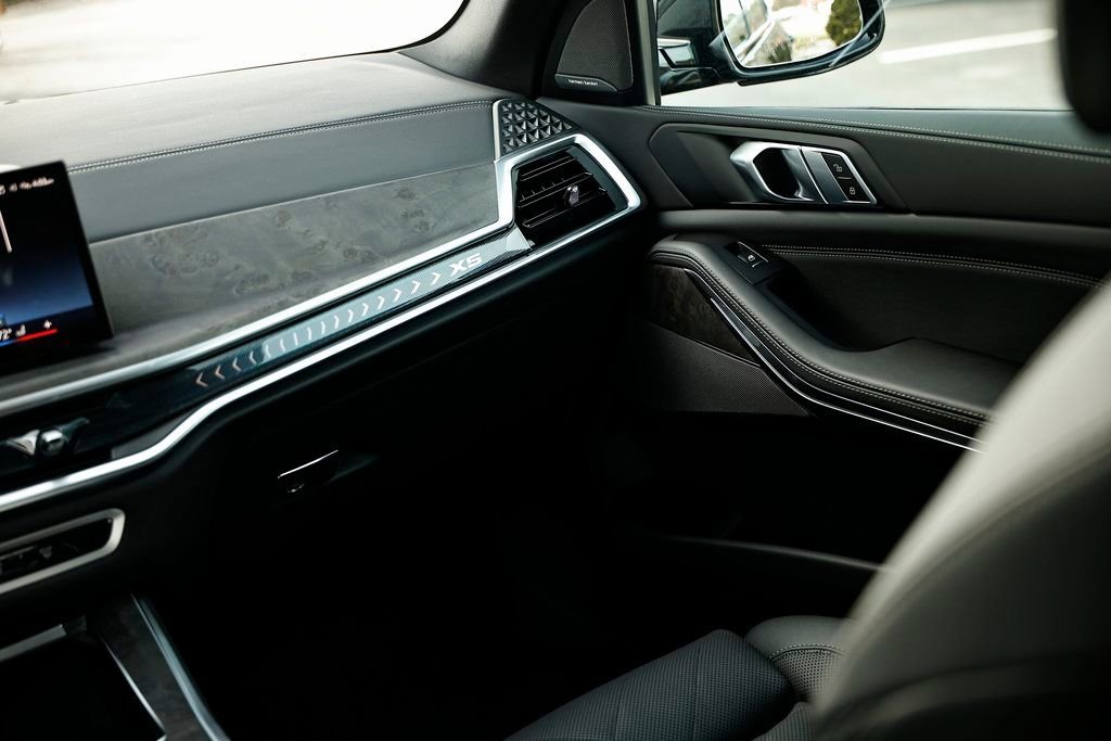 New 2026 BMW X5 xDrive40i w/ M Sport Package image 29