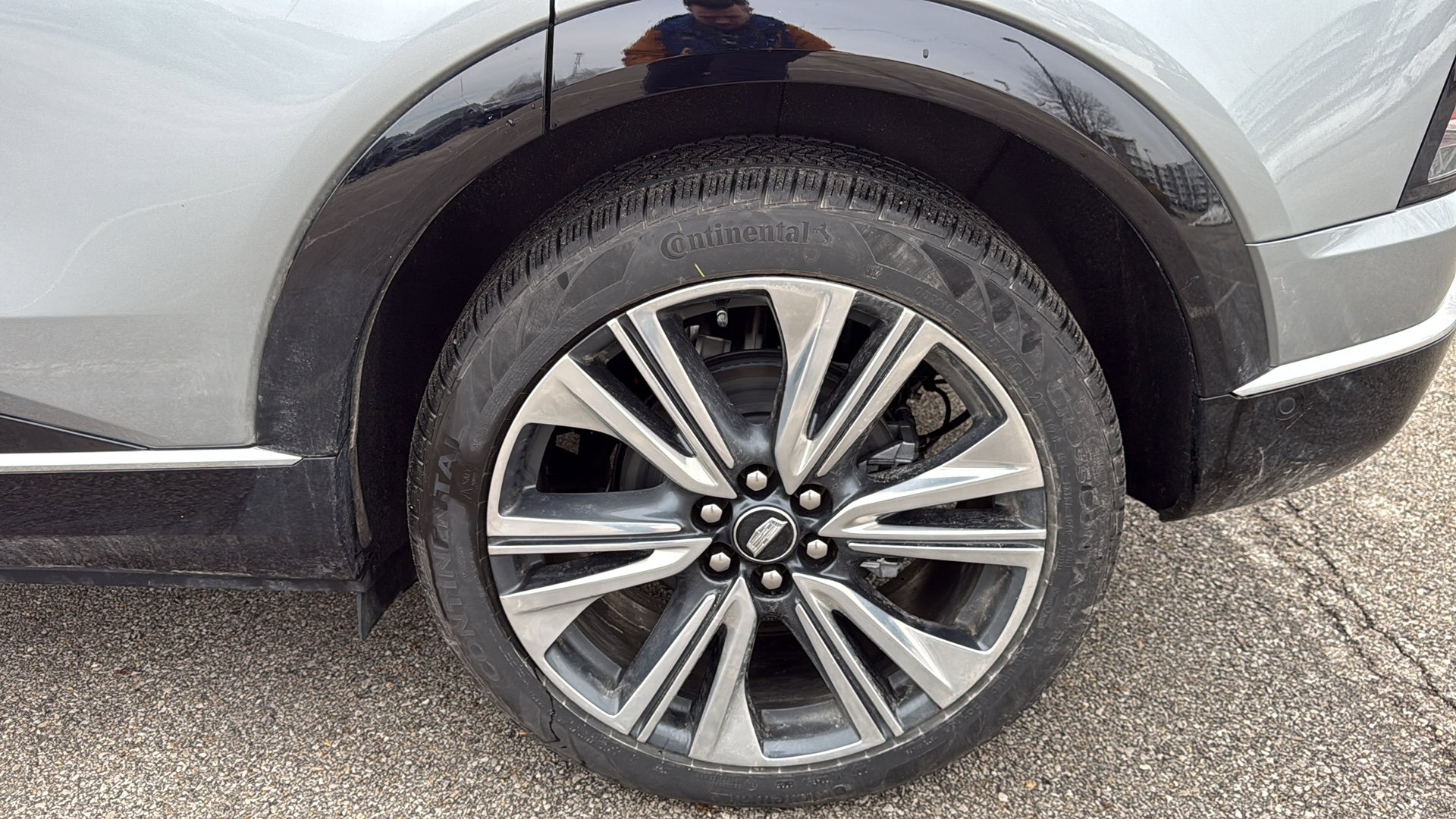 New 2026 Cadillac Optiq Luxury 2 image 31