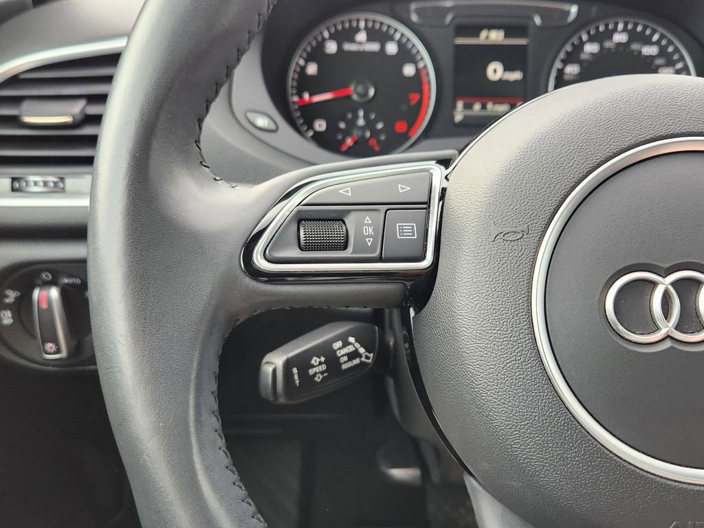 Used 2018 Audi Q3 2.0T Premium Plus w/ Premium Plus Package image 27