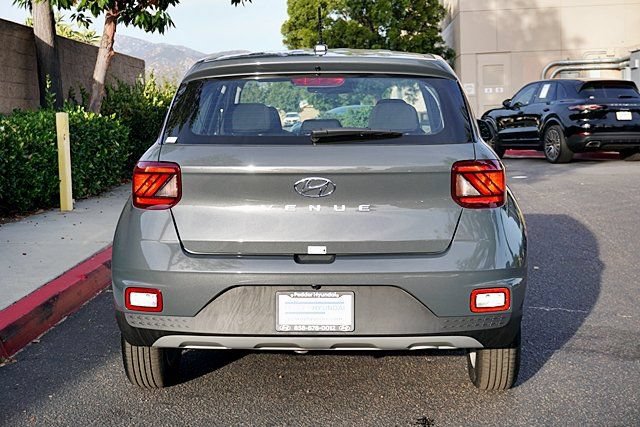 New 2026 Hyundai Venue SE FWD image 10