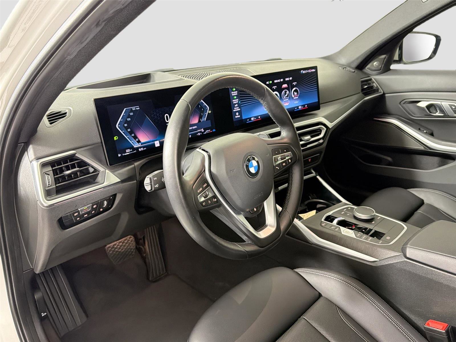 Certified 2023 BMW 330i xDrive Sedan AWD/4WD image 9