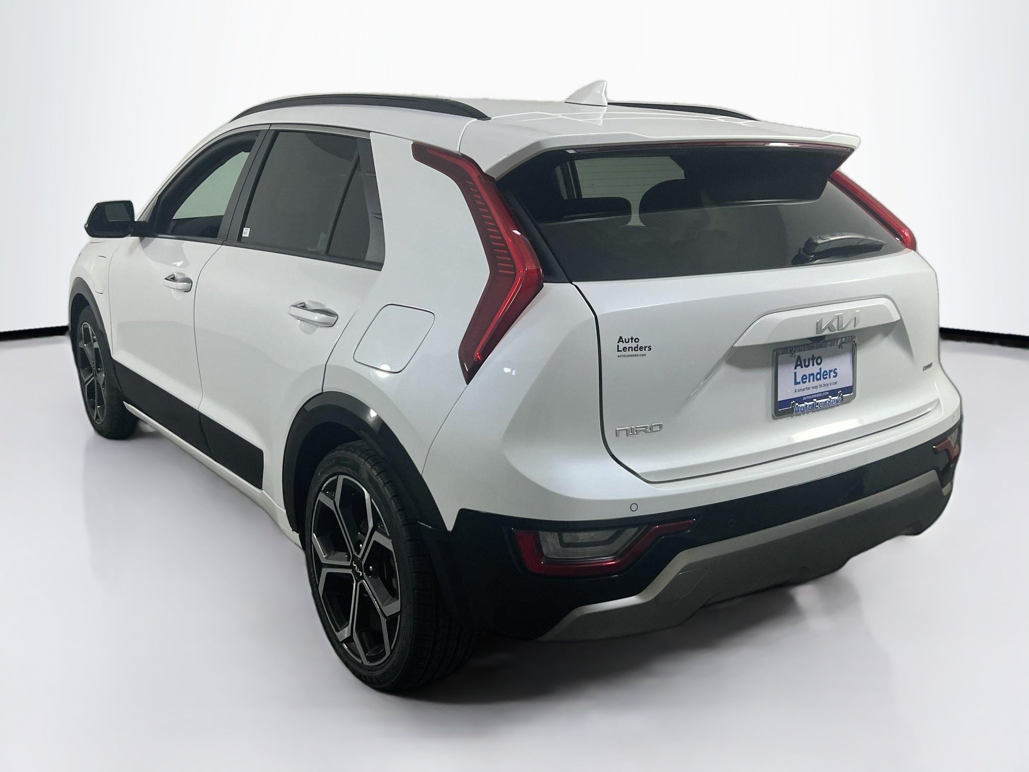 Used 2023 Kia Niro SX Touring FWD image 7